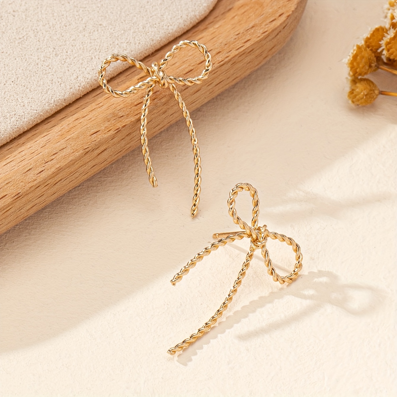 Chic Bowknot Women's Earrings